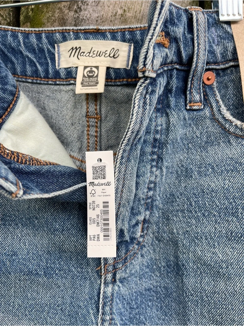Madewell reengineered hourglass